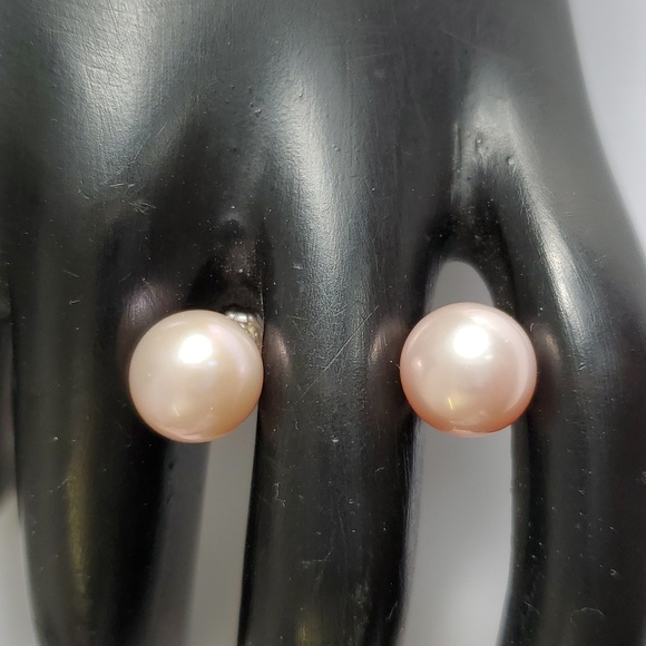 14K Gold Pink South Sea Pearl Earrings - Picture 2 of 6